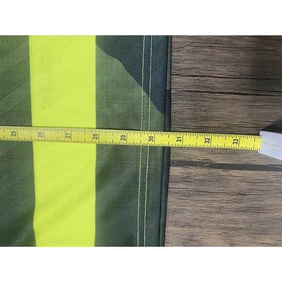 Celtic FC | Men’s Medium Retro Jersey - Picture 5 of 7